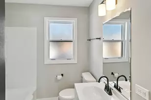 752 E 164th St, South Holland, IL 60473 - Photo 12