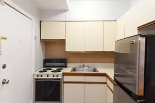 4501 N Malden St, Chicago, IL 60640 - Photo 2