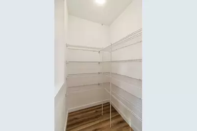 1018 N Harding Avenue, Chicago, IL 60651 - Photo 10