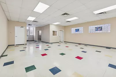 6514 W Higgins Avenue, Chicago, IL 60656 - Photo 8