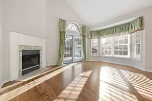 14707 Hollow Tree Rd, Orland Park, IL 60462 - Photo 8