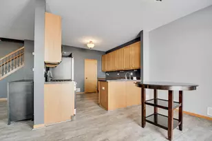 8513 Sawyer Ct, Joliet, IL 60431 - Photo 6