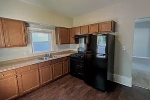 453 Addison St, Elgin, IL 60120 - Photo 6