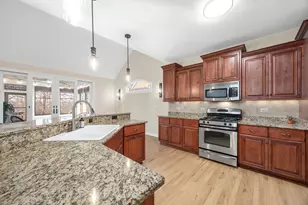 13150 S Lake Mary Dr, Plainfield, IL 60585 - Photo 18