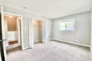 332 Gentry St, Park Forest, IL 60466 - Photo 10