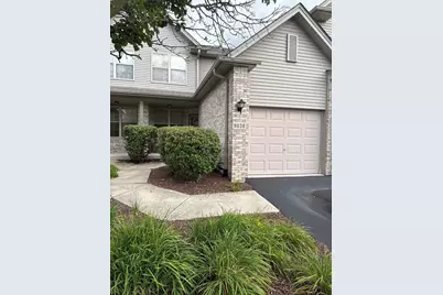9038 Mansfield Drive, Tinley Park, IL 60487 - Photo 1