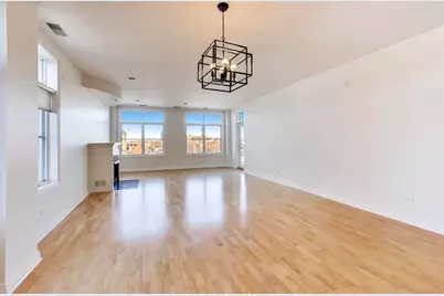 950 W Huron Street #501, Chicago, IL 60642 - Photo 4