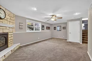 1903 Silverthorn Dr, Byron, IL 61010 - Photo 16