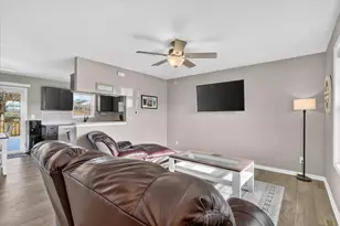 1903 Silverthorn Dr, Byron, IL 61010 - Photo 4