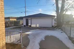 295 Saginaw Ave, Calumet City, IL 60409 - Photo 24