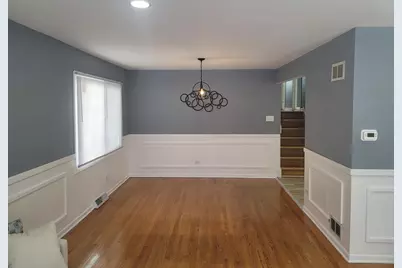 295 Saginaw Avenue, Calumet City, IL 60409 - Photo 4