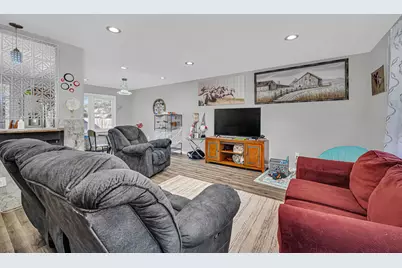 13 Charlton Drive, Kankakee, IL 60901 - Photo 6