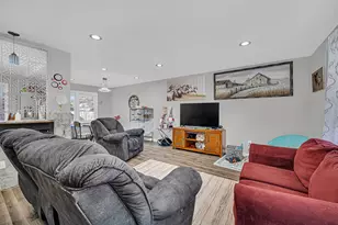 13 Charlton Dr, Kankakee, IL 60901 - Photo 6