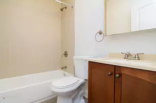 6456 N Seeley Ave, Chicago, IL 60645 - Photo 8