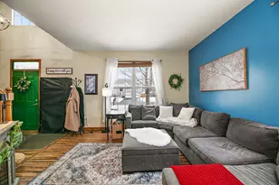 164 S Palmer Dr, Bolingbrook, IL 60490 - Photo 6