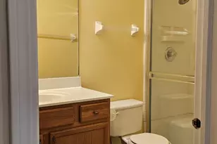 151 N Waters Edge Dr, Glendale Heights, IL 60139 - Photo 12