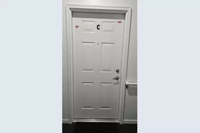 151 N Waters Edge Drive #C, Glendale Heights, IL 60139 - Photo 2