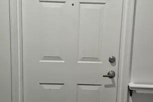 151 N Waters Edge Dr, Glendale Heights, IL 60139 - Photo 2