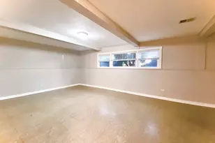 112 E 160th Pl, South Holland, IL 60473 - Photo 6