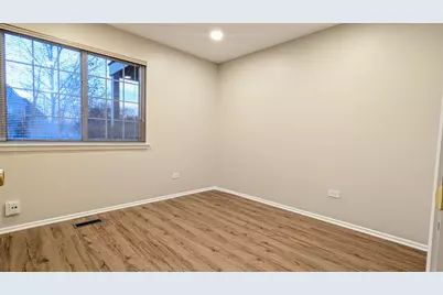 1628 Columbia Circle #4, Bartlett, IL 60103 - Photo 12