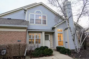 1628 Columbia Cir, Bartlett, IL 60103 - Photo 2