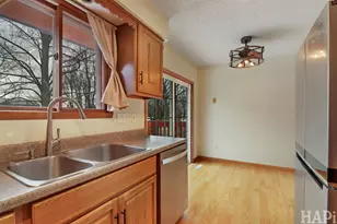 1001 Greglynn St, Machesney Park, IL 61115 - Photo 12