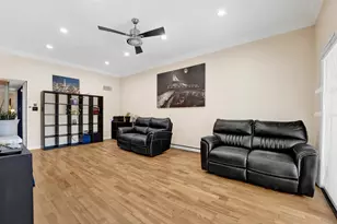 9804 S Karlov Ave, Oak Lawn, IL 60453 - Photo 6