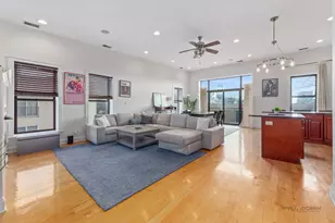 1226 W Huron St, Chicago, IL 60642 - Photo 4