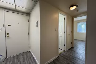 684 Quincy Bridge Ln, Glenview, IL 60025 - Photo 6