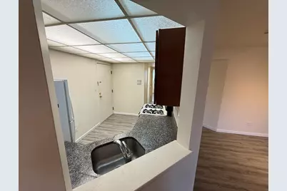 684 Quincy Bridge Lane #302, Glenview, IL 60025 - Photo 8