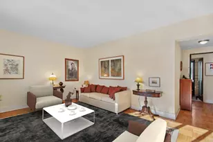 5048 N Marine Dr, Chicago, IL 60640 - Photo 2