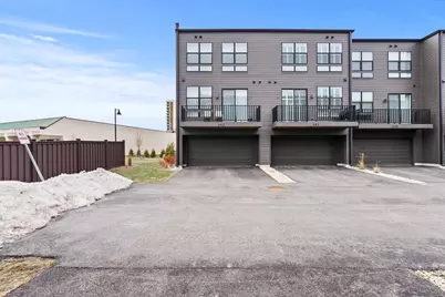 343 Summit Circle Summit Circle #343, Lombard, IL 60148 - Photo 1