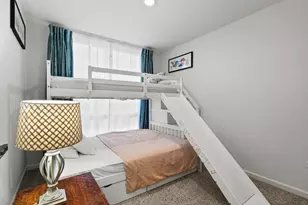 343 Summit Circle Summit Circle, Lombard, IL 60148 - Photo 12