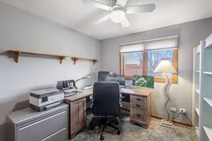 8951 Silverdale Dr, Orland Park, IL 60462 - Photo 14