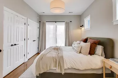 3040 N Sheffield Avenue #2, Chicago, IL 60657 - Photo 10