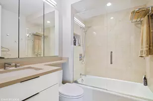 1310 N Ritchie Ct, Chicago, IL 60610 - Photo 12