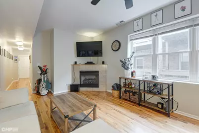 3124 W Cullom Avenue #2, Chicago, IL 60618 - Photo 4