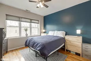 3124 W Cullom Ave, Chicago, IL 60618 - Photo 10