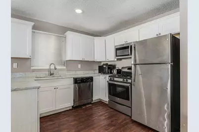 828 Mulford Lane, Joliet, IL 60431 - Photo 12