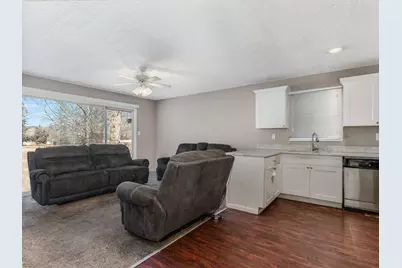 828 Mulford Lane, Joliet, IL 60431 - Photo 10