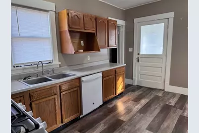 104 W Lincoln Street, Flanagan, IL 61740 - Photo 6