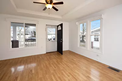 615 N Mulberry Street, Clifton, IL 61727 - Photo 4