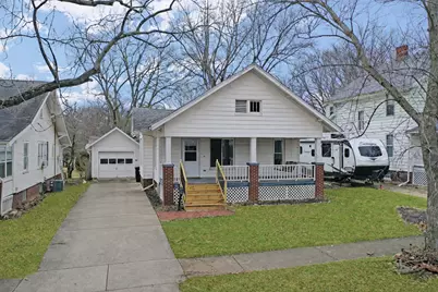 615 N Mulberry Street, Clifton, IL 61727 - Photo 2