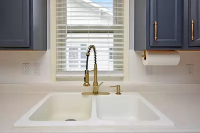 615 N Mulberry Street, Clifton, IL 61727 - Photo 12