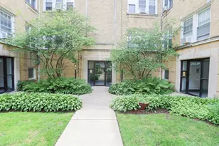 2453 W Gunnison St, Chicago, IL 60625 - Photo 1