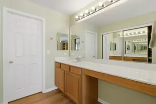 9334 Waterfall Glen Blvd, Darien, IL 60561 - Photo 18