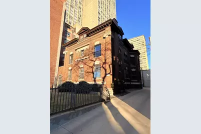 3939 N Pine Grove Avenue #2F, Chicago, IL 60613 - Photo 1