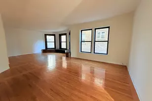 3939 N Pine Grove Ave, Chicago, IL 60613 - Photo 4