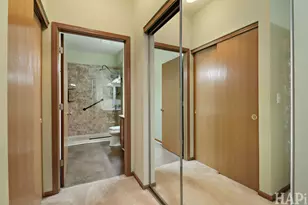 2947 Falling Waters Dr, Lindenhurst, IL 60046 - Photo 18