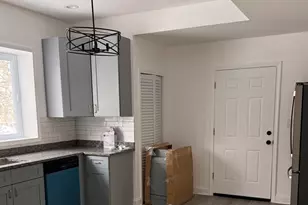 2101 Gunderson Ave, Berwyn, IL 60402 - Photo 2